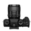 Fujinon XF33mm F1.4 R LM WR Objektiv auf einer Kamera montiert.