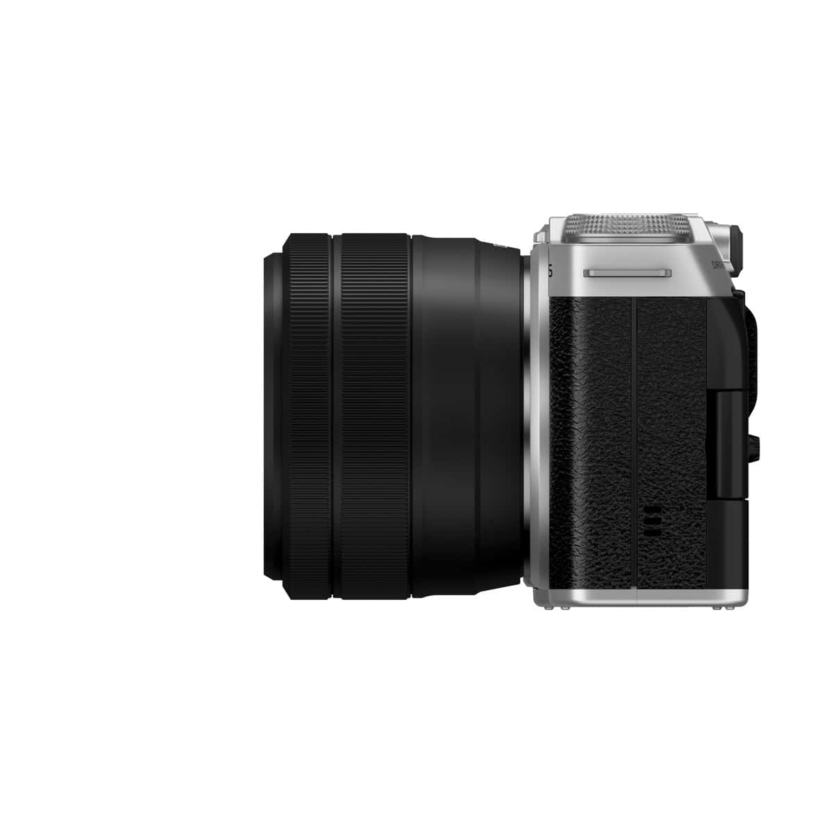 Fujifilm X-M5 Kamera mit 15-45mm Objektiv in Silber.